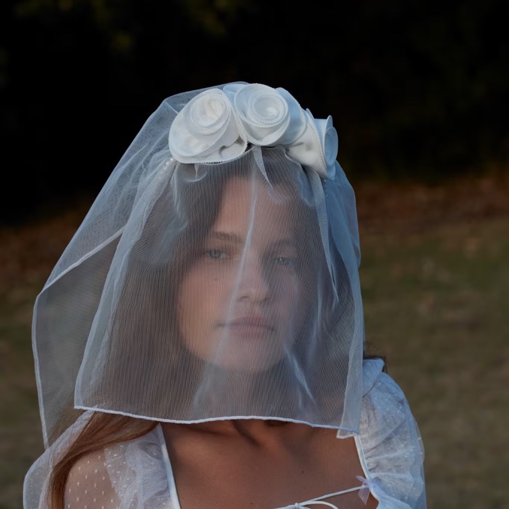 Eternal Rose Veil - For Love and Lemons